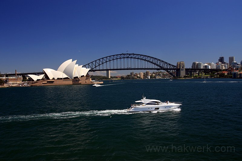 IMG_5719a.jpg - Harbour Bridge and Opera House, Sydney