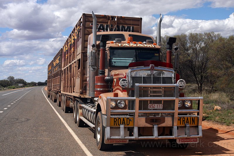 IMG_7391a.jpg - Road Train
